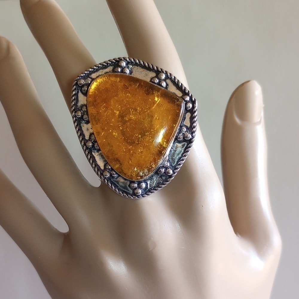 Sterling Silver Amber Huge Ring Size 7 925 Weight 14 Gr - Picture 2 of 8